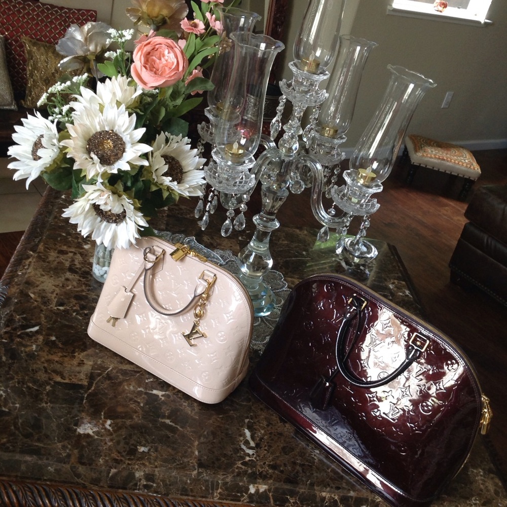 NWT Louis Vuitton Rare Limited Edition Vernis Alma Bag in Burgundy GM LARGE Size